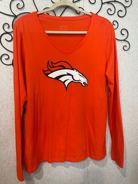 Denver Broncos Women's Orange V-Neck Long Sleeve Tee